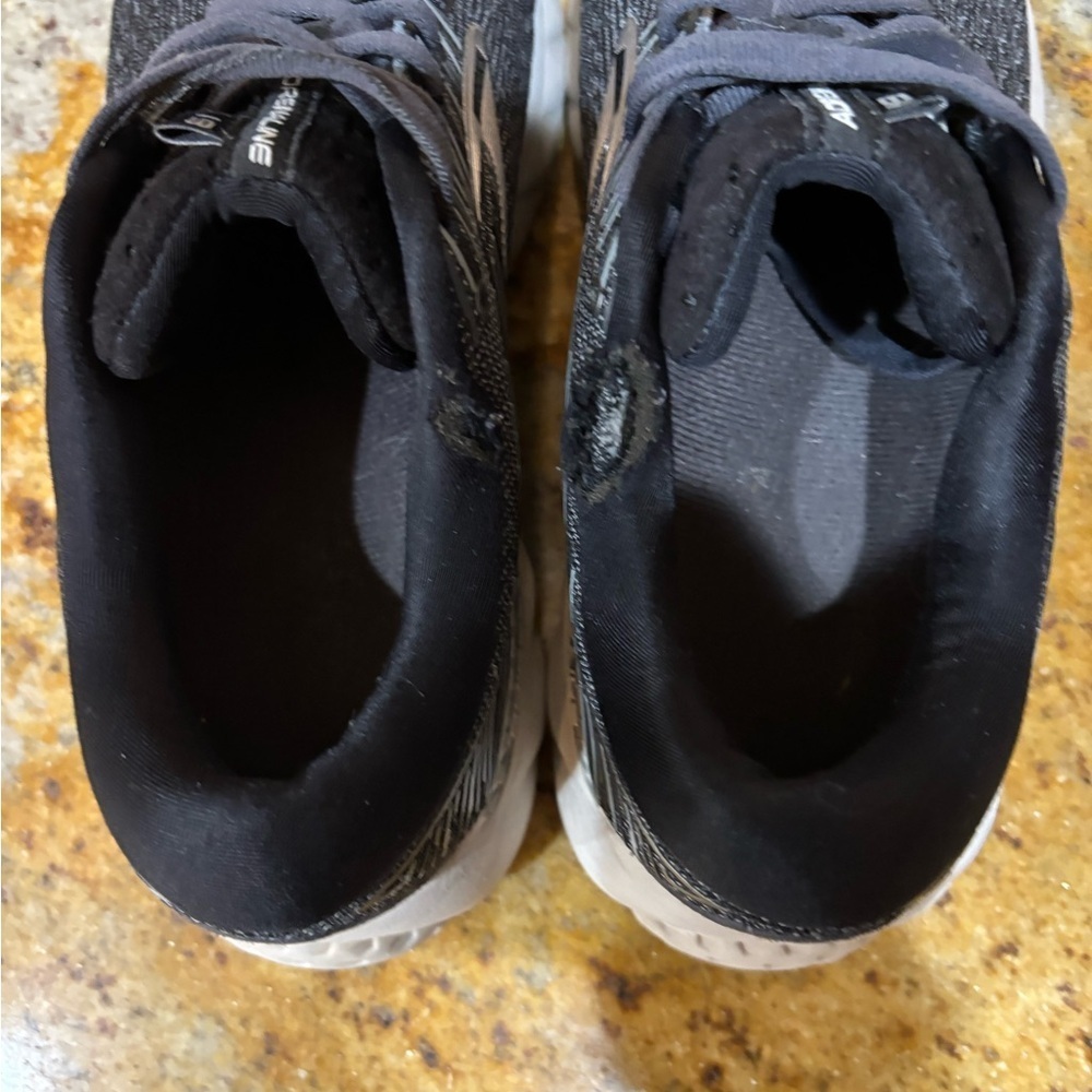 Brooks adrenaline size 8.5 - Picture 6 of 11